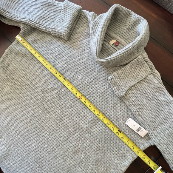 NWT Anthropologie Soft Cowl Neck Sweater. Size XL. Gray color - Picture 5 of 8